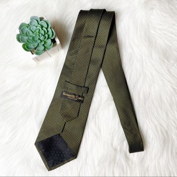 Kenneth Cole Collection Men’s Silk Tie Set - Picture 9 of 13